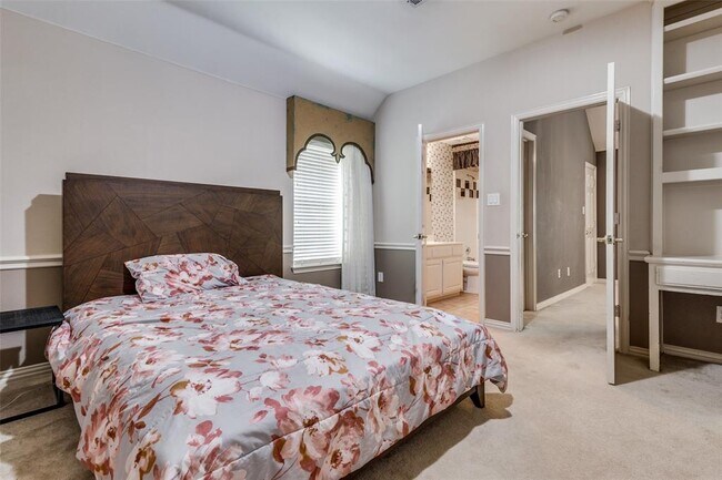 Building Photo - 8412 Greystone Ct