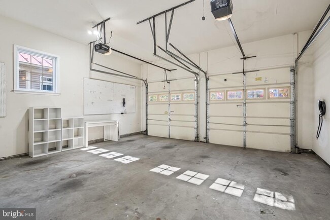 Building Photo - 41980 Ural Dr