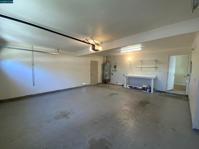 Building Photo - 315 Cindy Ct