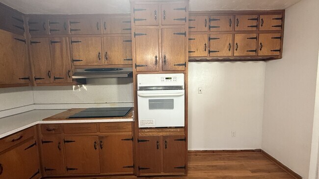 Building Photo - 249 Wayne Ave