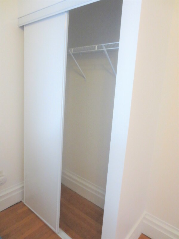 Building Photo - 5704 Darlington Rd