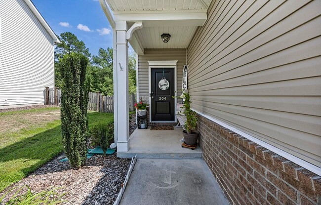 Building Photo - 204 Ashewicke Dr