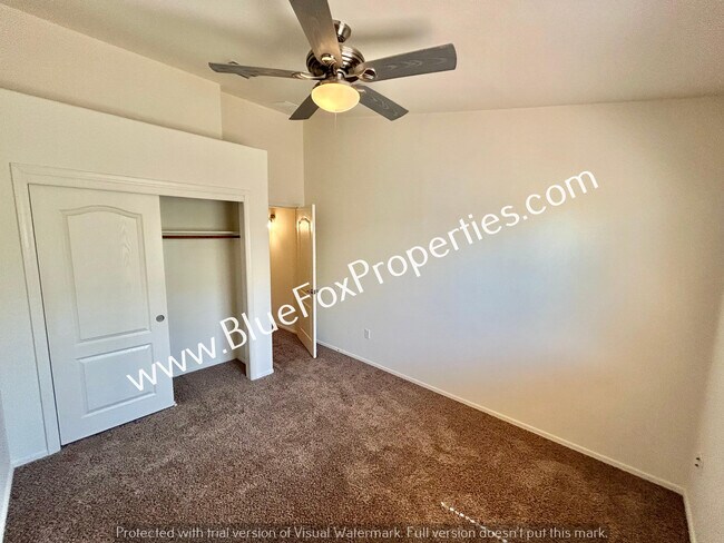 Building Photo - 6626 E Bambino Rd