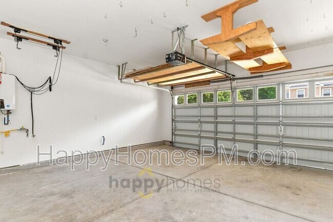 Building Photo - 341 Chemistry Cir