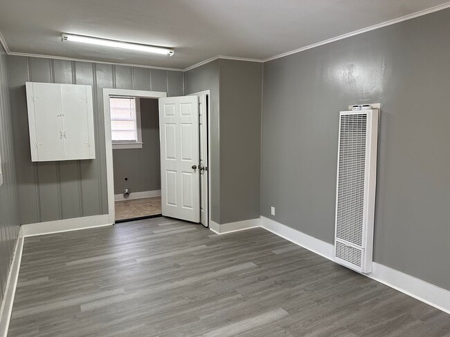 Building Photo - Bossier 3 Bed 1 bath Apartment - Housing v...