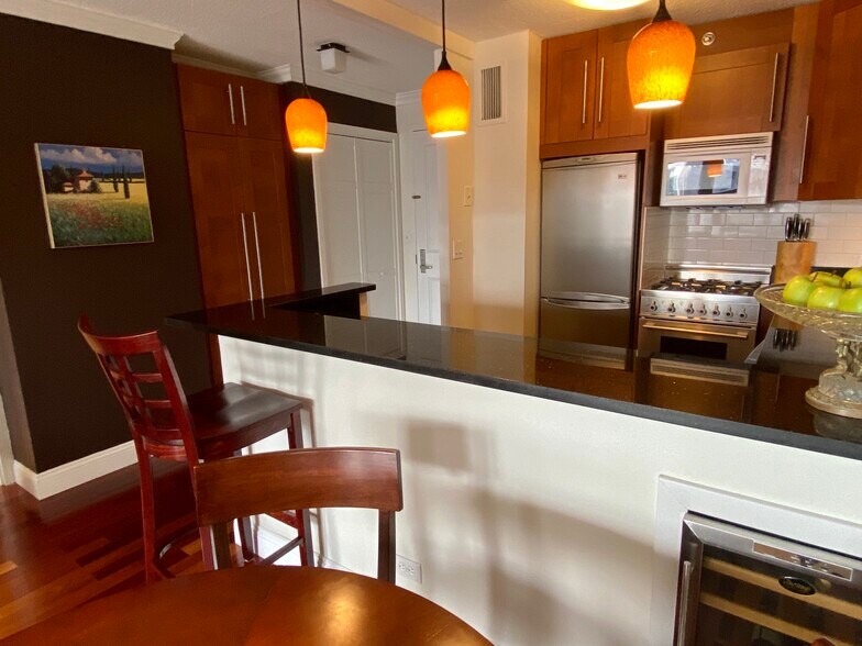 Building Photo - 151 Tremont St