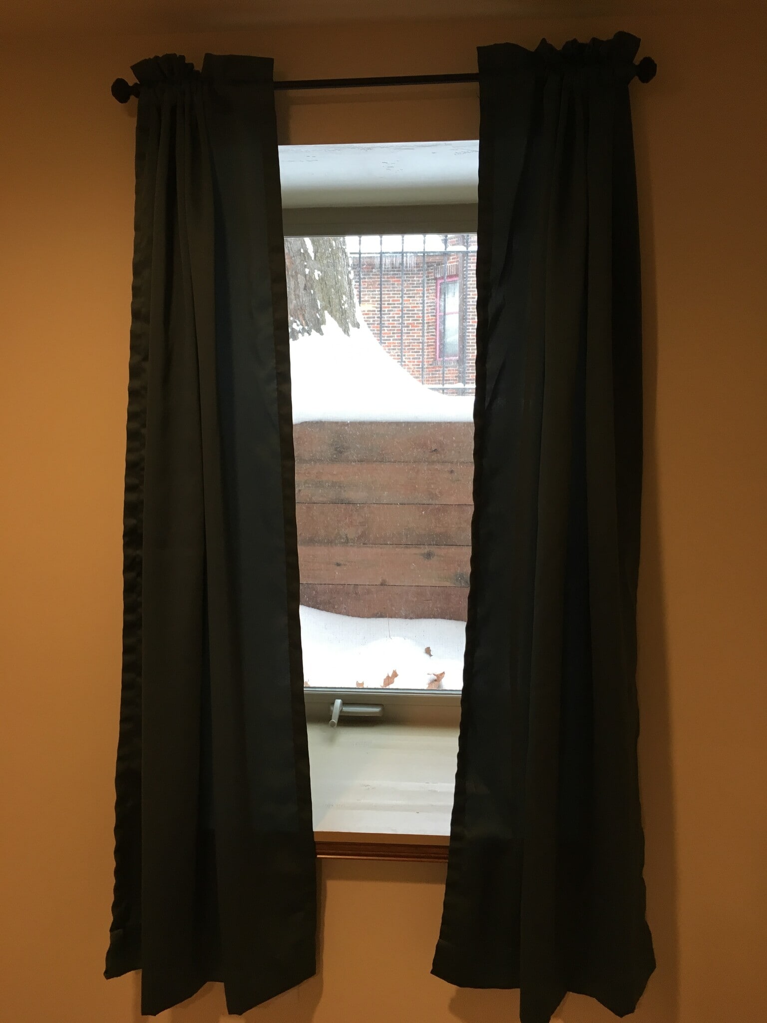 Building Photo - 323 Eddy Ave