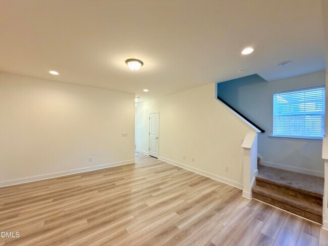 Building Photo - 4201 Little Fellow Ln