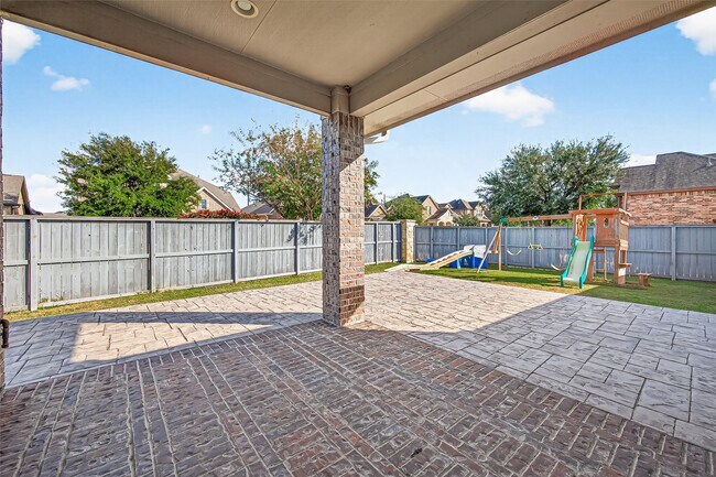 Building Photo - 19503 S Coral Honeysuckle Loop