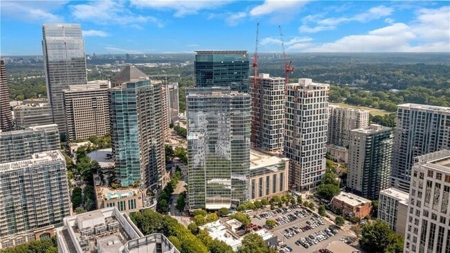 Building Photo - 1065 Peachtree St NE