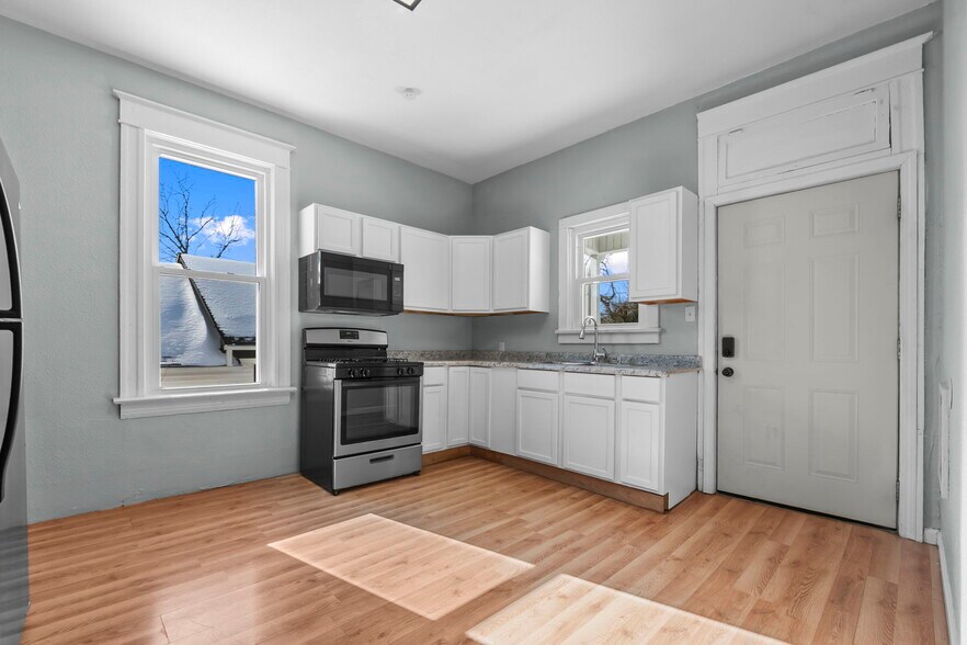 Building Photo - 1237 N Spanish St