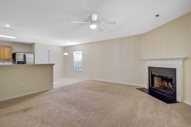 Building Photo - 5135 Ballantine Dr