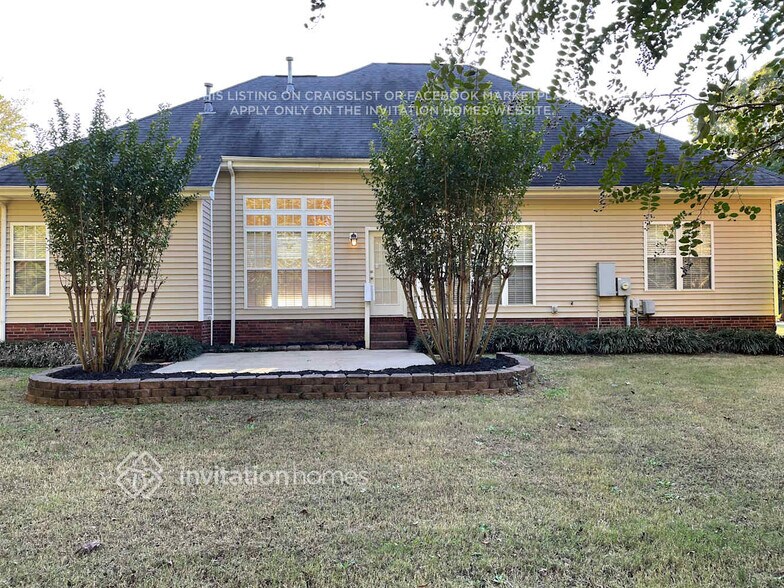 Building Photo - 1201 Chandlers Field Dr