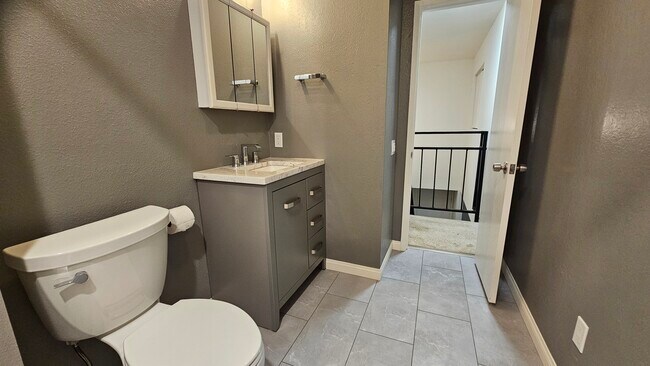 Building Photo - 7964 Mission Center Ct