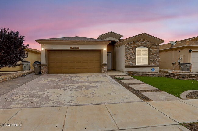 Building Photo - 7249 Long Meadow Dr