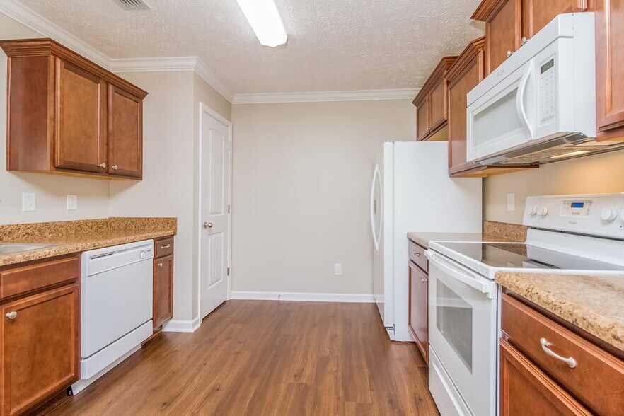 Building Photo - 327 Sarava Ln