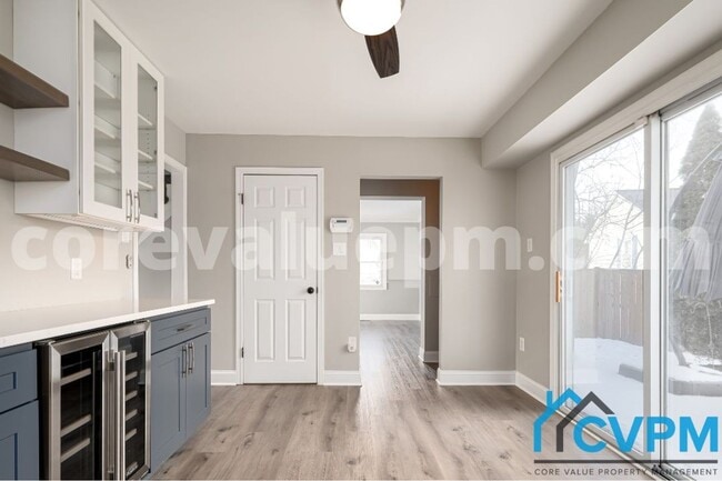 Building Photo - 2617 Belair Dr