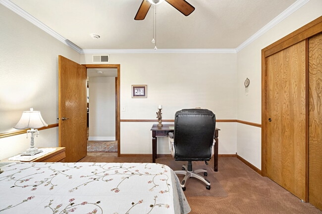 Building Photo - 1607 S Timmy Ave