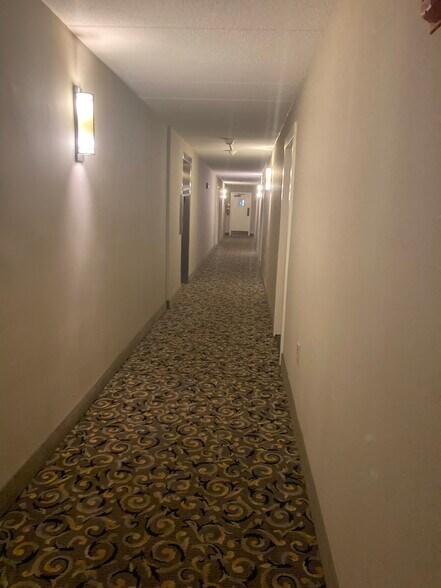 Building Photo - 16 Winter St