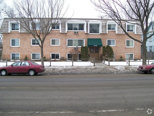 Primary Photo - 3112 Minnehaha Ave