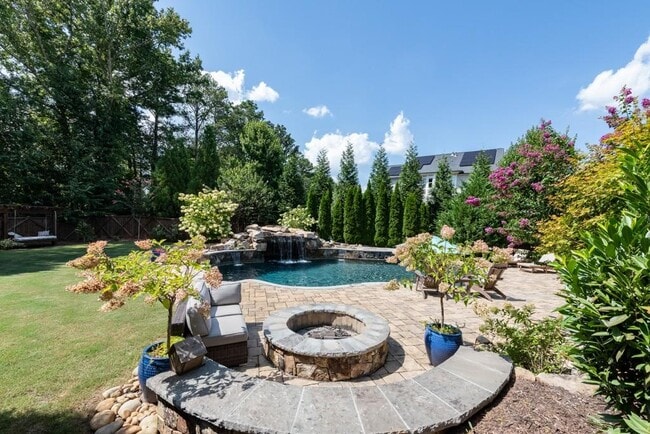 Primary Photo - 4020 Manor Oak Cir