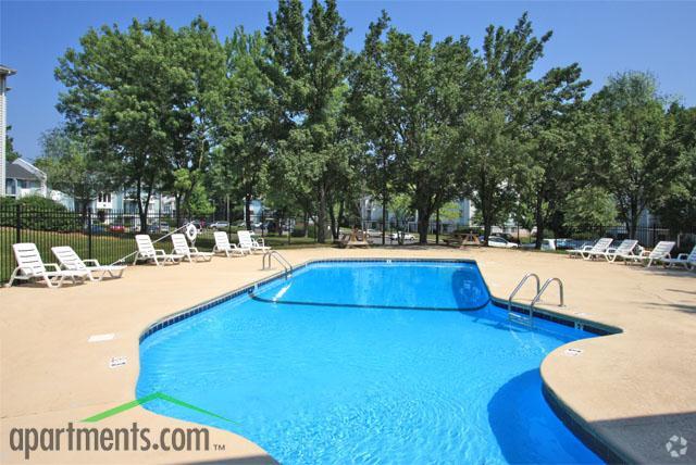 Village 1373 Greensboro Nc Apartment Finder