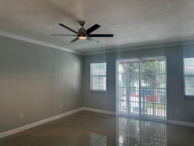 Building Photo - 356 Moorings Dr