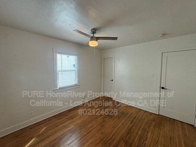 Building Photo - 629 W 23rd St