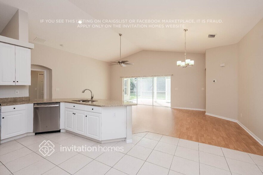 Building Photo - 2618 Brookville Dr