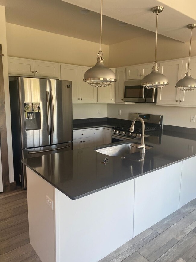 Primary Photo - 3 Bed 2 1/2 Bath Condo in Bozeman