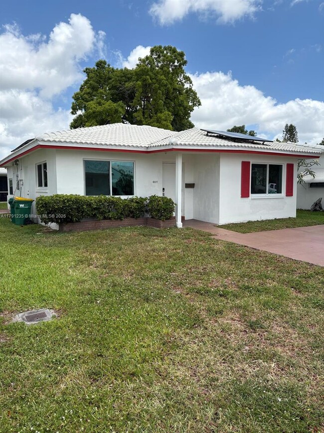 Building Photo - 6807 NW 75th St