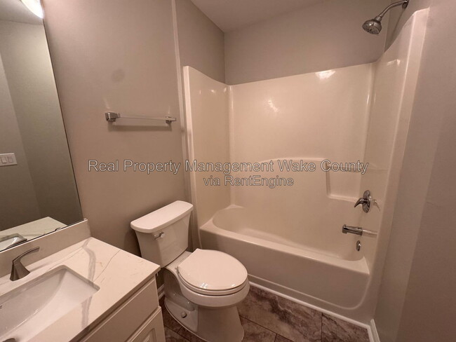 Building Photo - 4021 Wellington Ridge Loop