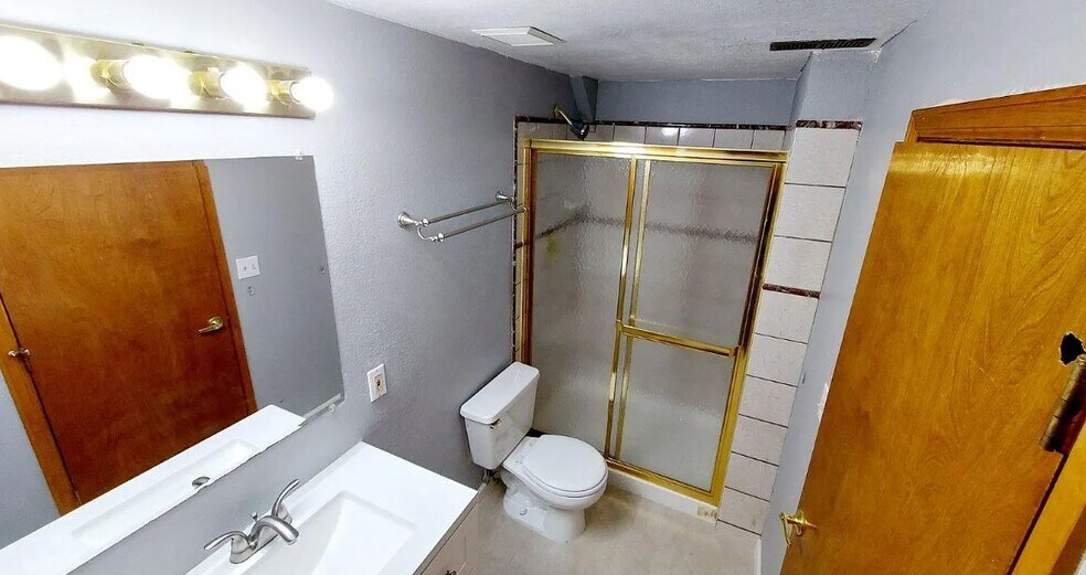 Building Photo - 5449 S Ceylon Way