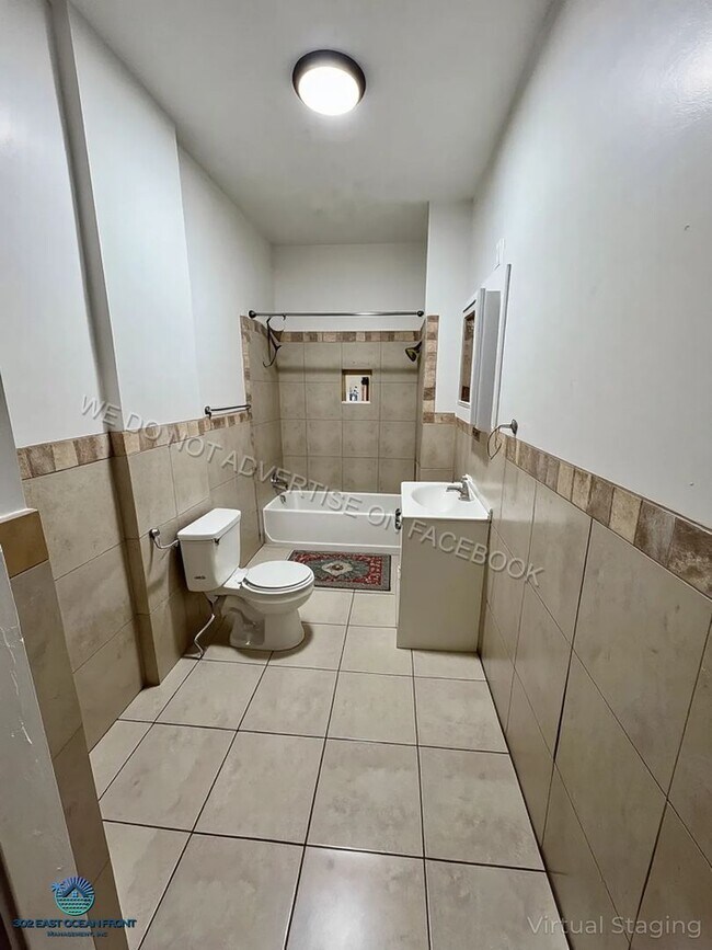 Building Photo - Spacious 2 Bedroom Home