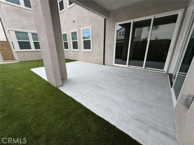 Building Photo - 548 Mulligan