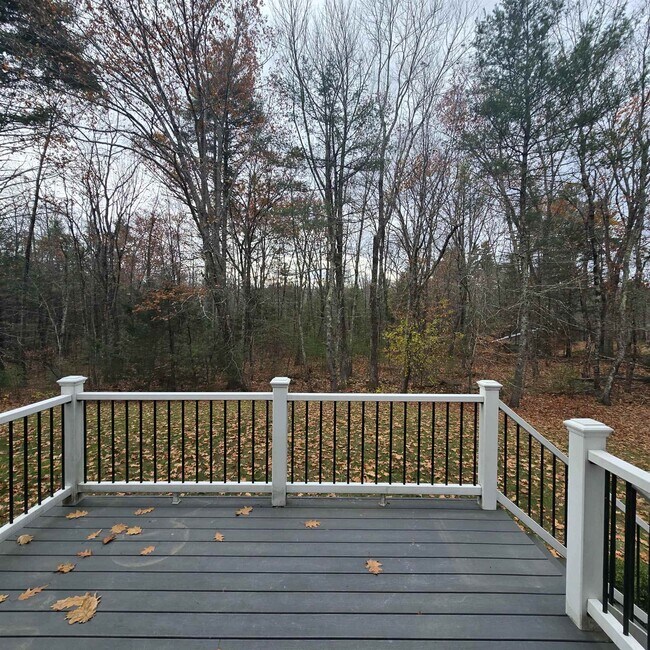 Building Photo - 315 Old Concord Turnpike