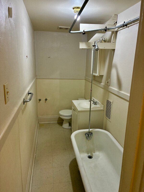 Building Photo - 1120 Dohrman St