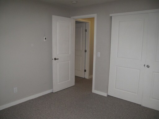 Building Photo - Modern condo near downtown Seattle! Parkin...