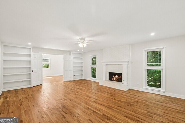 Building Photo - 2799 Brookcliff Landing NE
