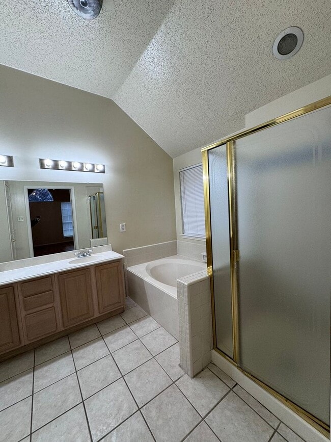 Building Photo - 4 Bedroom House in McKinney, TX
