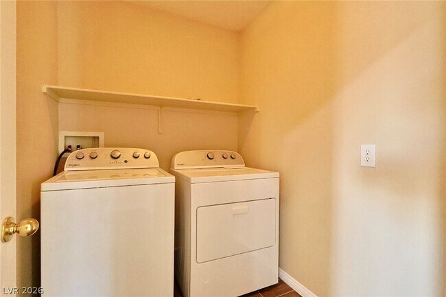 Building Photo - 340 Sweet Sugar Pine Dr