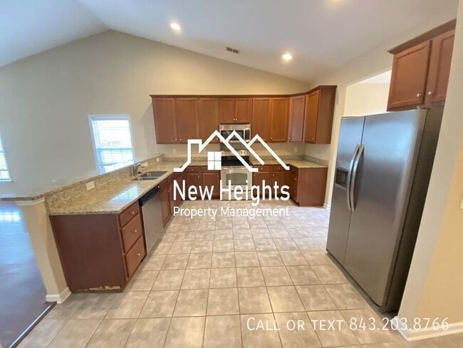 Building Photo - 8207 Ronda Dr