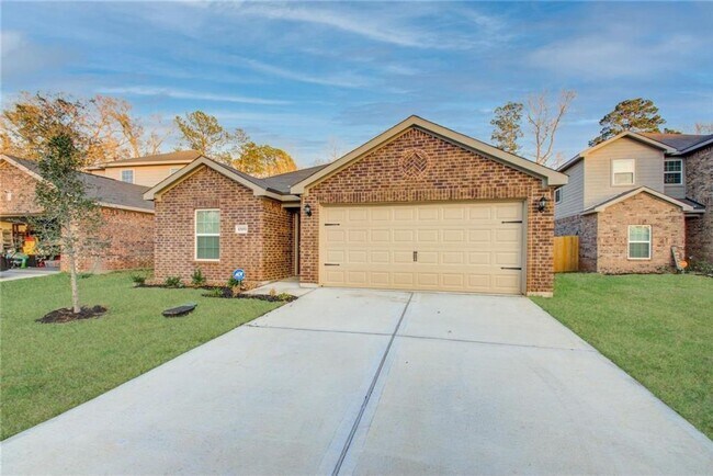 Building Photo - Charming 3BR House in Cleveland