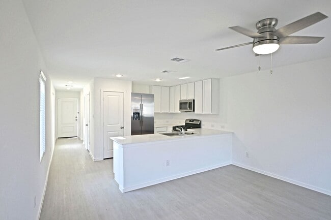 Building Photo - 6718 Marble Rdg