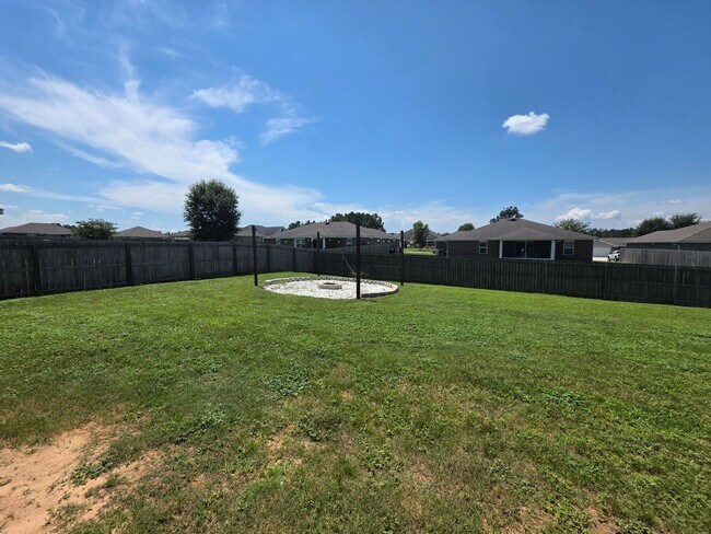 Building Photo - Beautiful 3-Bedroom Home - Whisper Creek