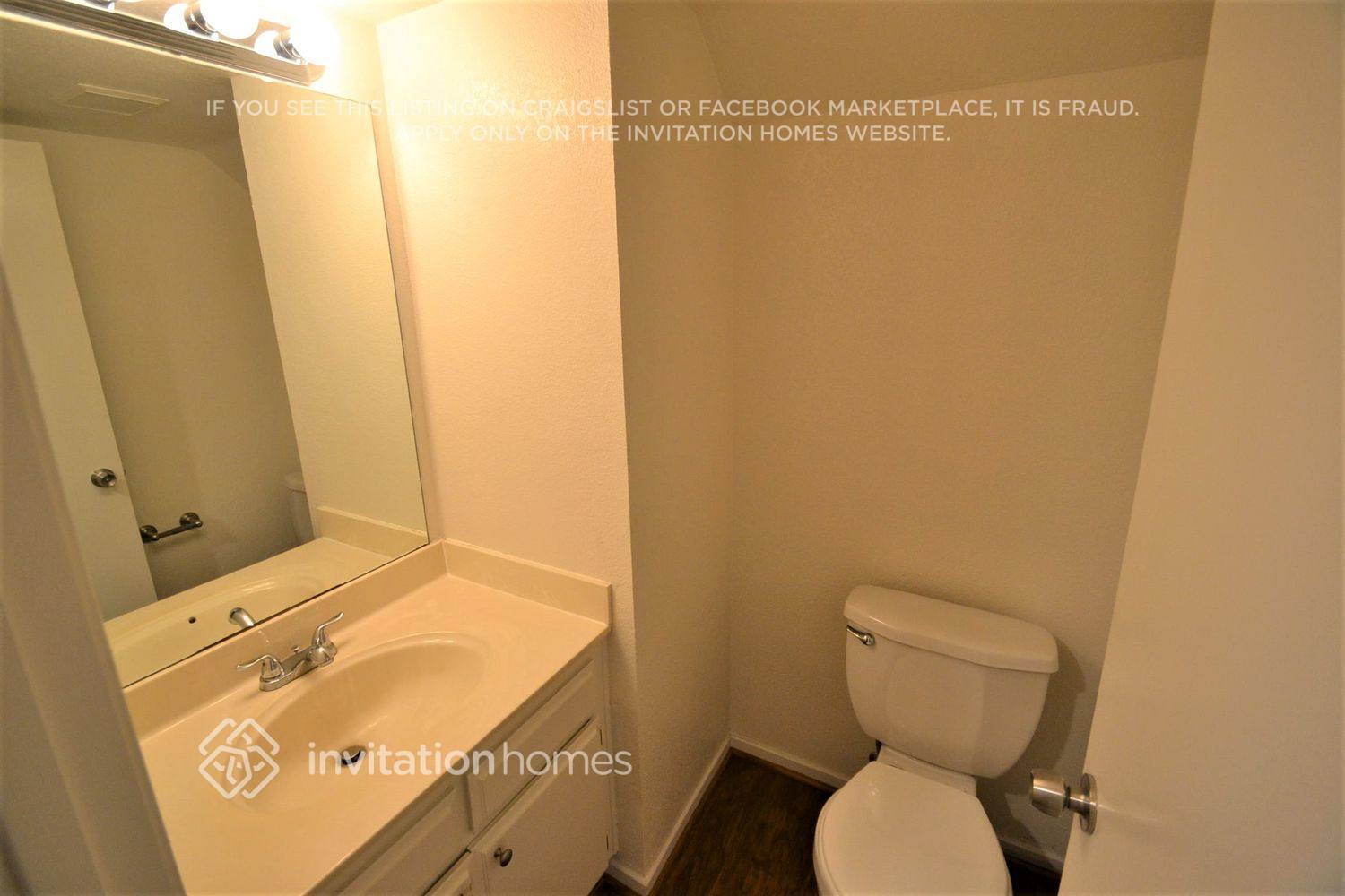 Building Photo - 418 Stoneybrook Ln