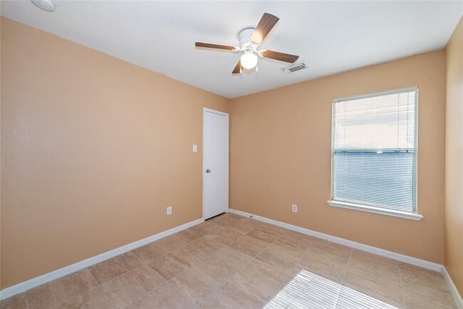 Building Photo - 21219 Misty Brook Bend Ln