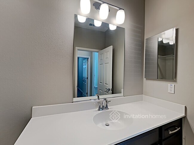 Building Photo - 2233 Millsap Ct