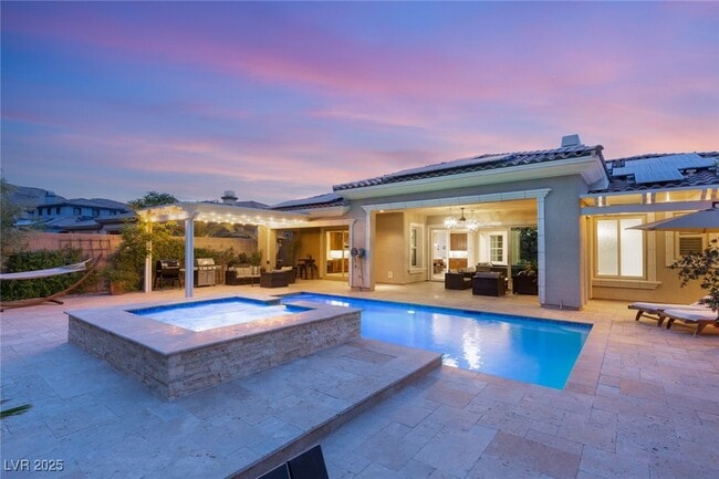 Building Photo - 21 Grand Masters Dr
