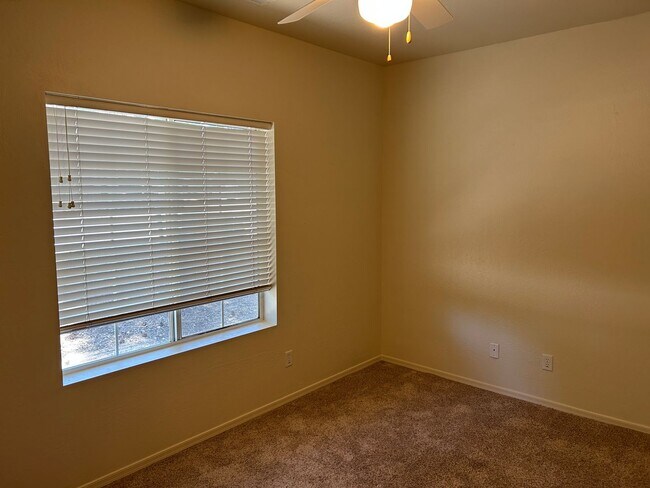 Building Photo - Available for immediate occupancy 4 bedroo...